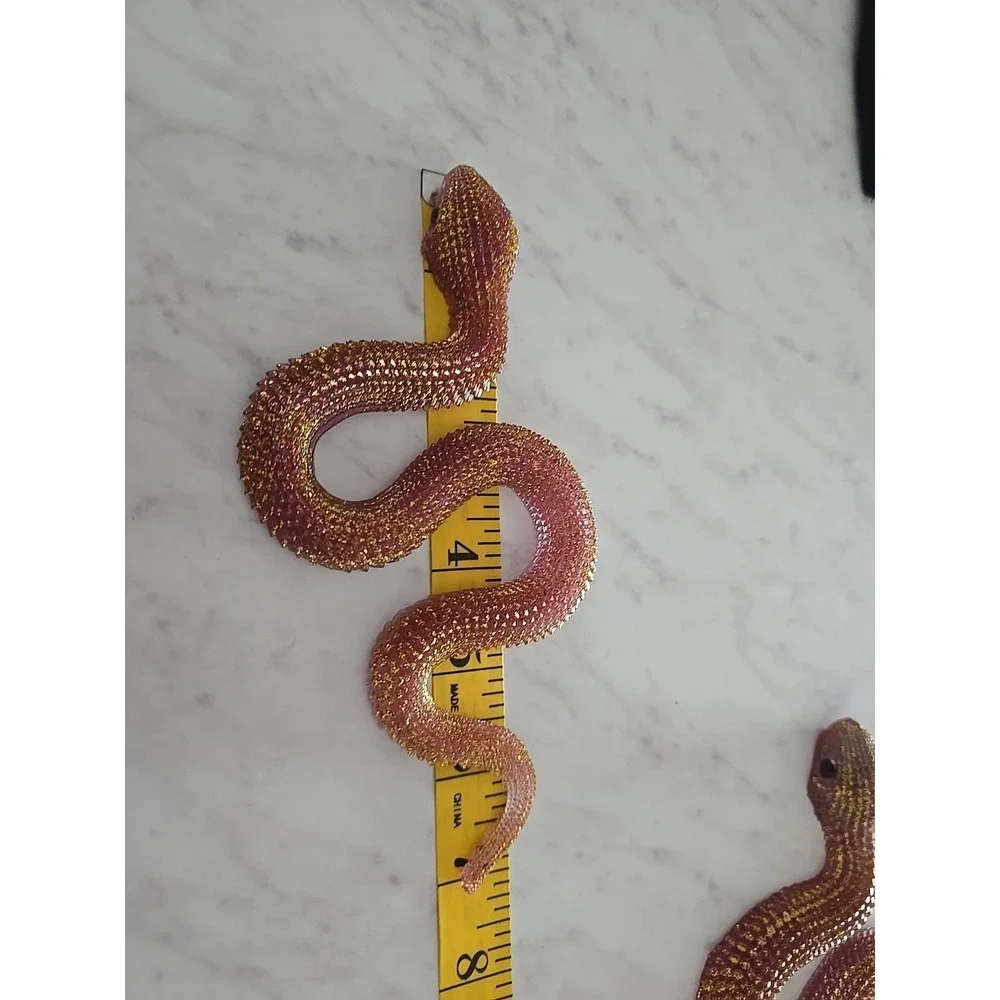 Handmade Resin Snakes Decoration Gift  Pink‎ Gold 2 Snakes. 606